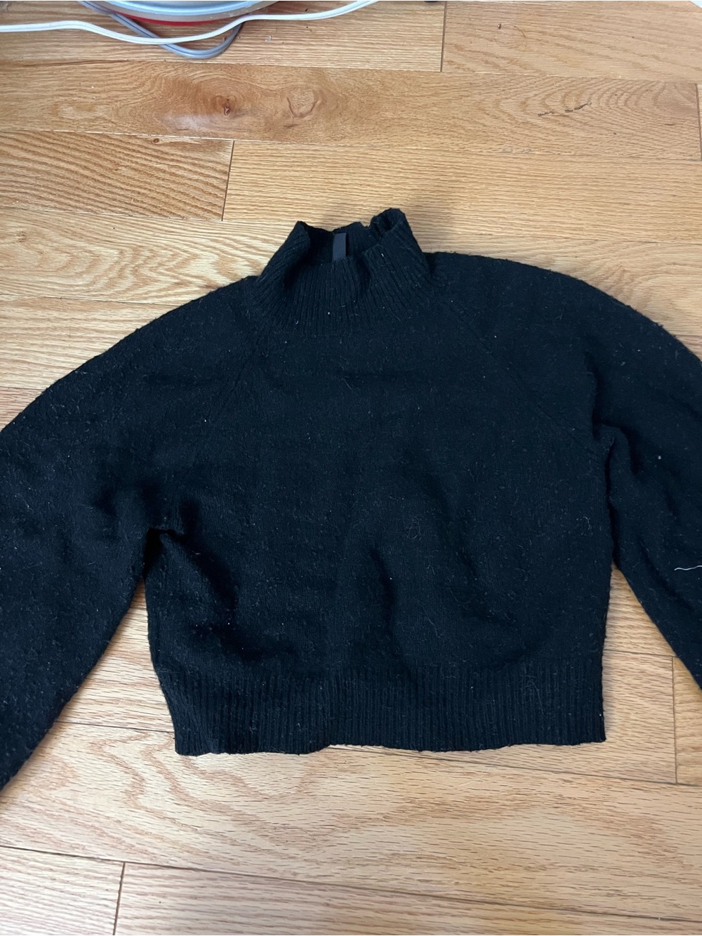 BCBGMaxAzria Black Cropped Mock Neck Sweater